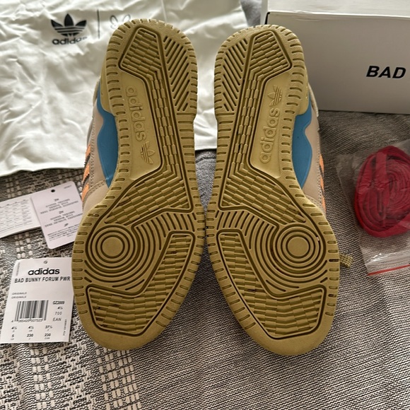 Adidas BAD BUNNY FORUM PWR SHOES 6.5 - Picture 6 of 11